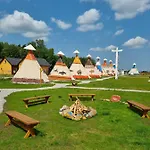 Luksustelt Indiana Camp - 150 M Od Suntago Park