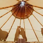 Luksustelt Indiana Camp - 150 M Od Suntago Park Grabce-Towarzystwo