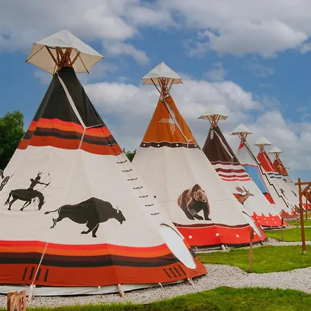 Luxury tent Indiana Camp - 150 M Od Suntago Park Grabce-Towarzystwo