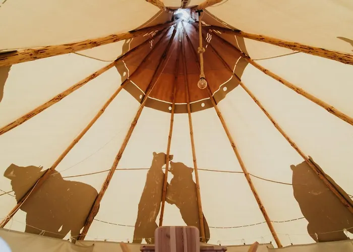 Роскошный шатер Indiana Camp - 150 M Od Suntago Park Grabce-Towarzystwo