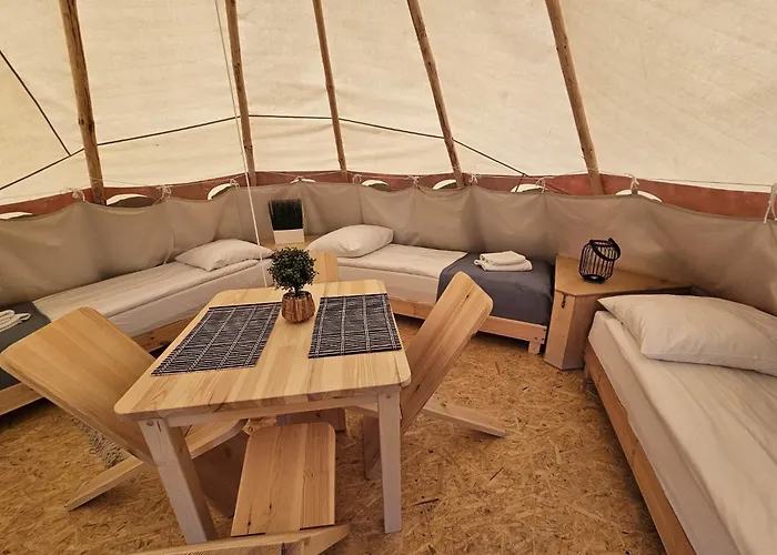 Роскошный шатер Indiana Camp - 150 M Od Suntago Park Grabce-Towarzystwo